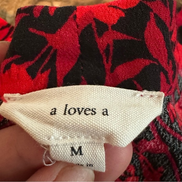 A Loves A Floral Ruched Bell Sleeve Top V-neck Peplum Size M Red & Black​ - Picture 5 of 9